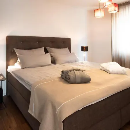 Penzion 1bdr Apartment-4 Im Breil, 79238